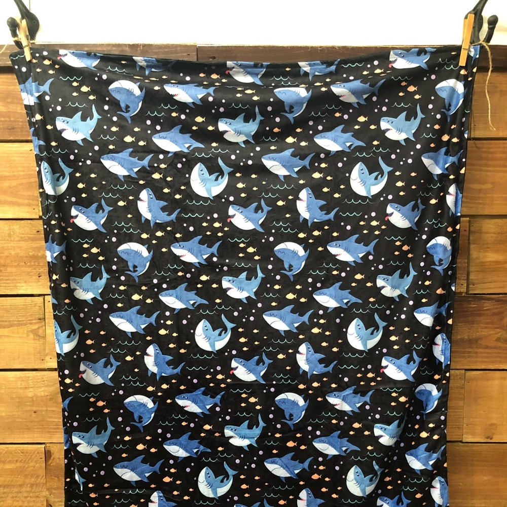 NEW LIMITED EDITION SHARK PRINT MINKY DOT BABY STROLLER LOVIE BLANKET